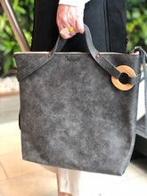 Charger l'image dans la galerie, Negafi Hand-made Leather Tote Bag