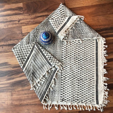 Load image into Gallery viewer, Qashqai Square Hand-made Tablecloth