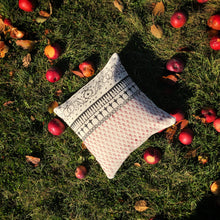 Charger l&#39;image dans la galerie, Baloochi Handmade Qalamkari Cushion with Pillow Insert

