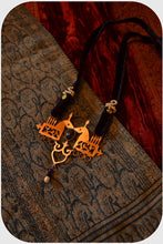 Load image into Gallery viewer, Varjand motif Necklace

