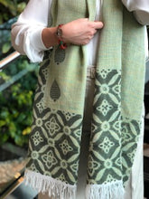 Load image into Gallery viewer, Sarv Green Hand-made Organic Cotton Shawl
