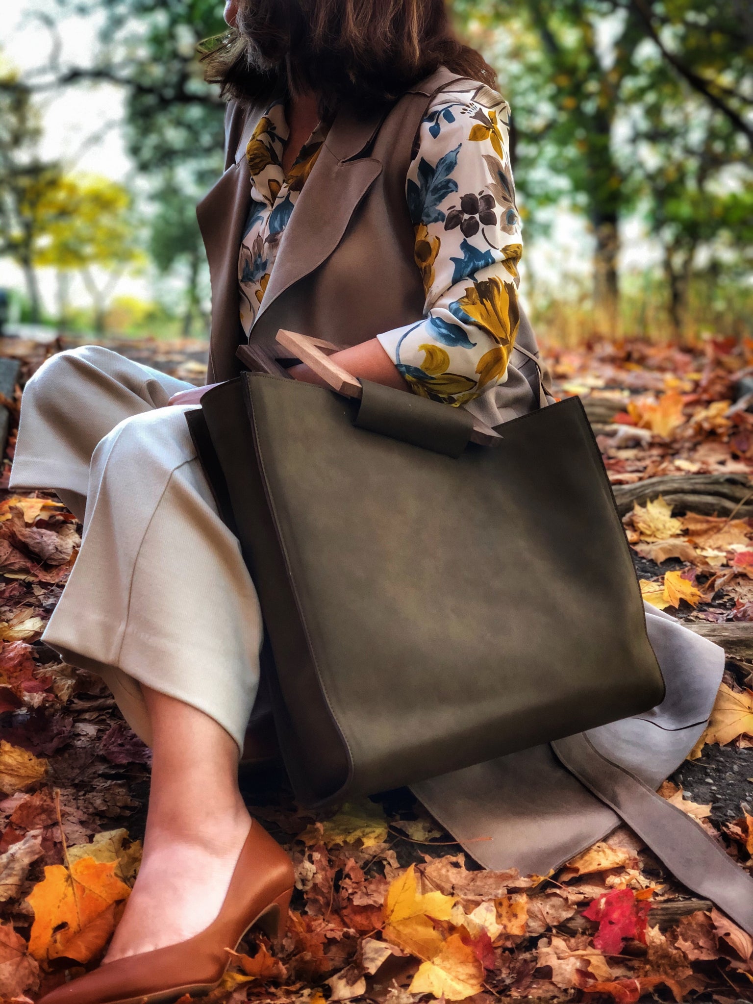 Naiara Olive Oil Satchel Bag