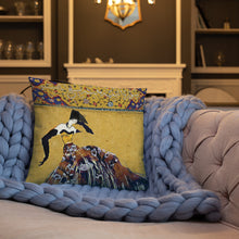 Charger l&#39;image dans la galerie, &quot;Vogue&quot; Pillow
