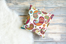 Load image into Gallery viewer, Botejeghe Garden Square Pillow
